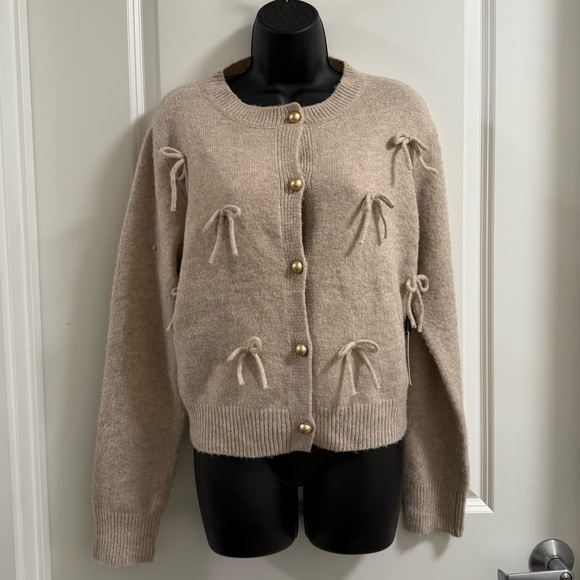 Bow Cardigan - Picture 5 of 5